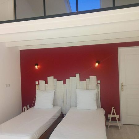 B&B Le 3 Etoiles Saint-Medard-de-Mussidan Exterior photo